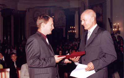 Dr Szabó Balázs, díjátvétel